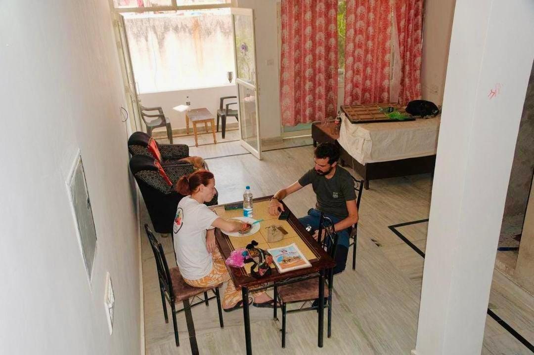 Backpackers Karma Home Stay Khajurāho Екстериор снимка