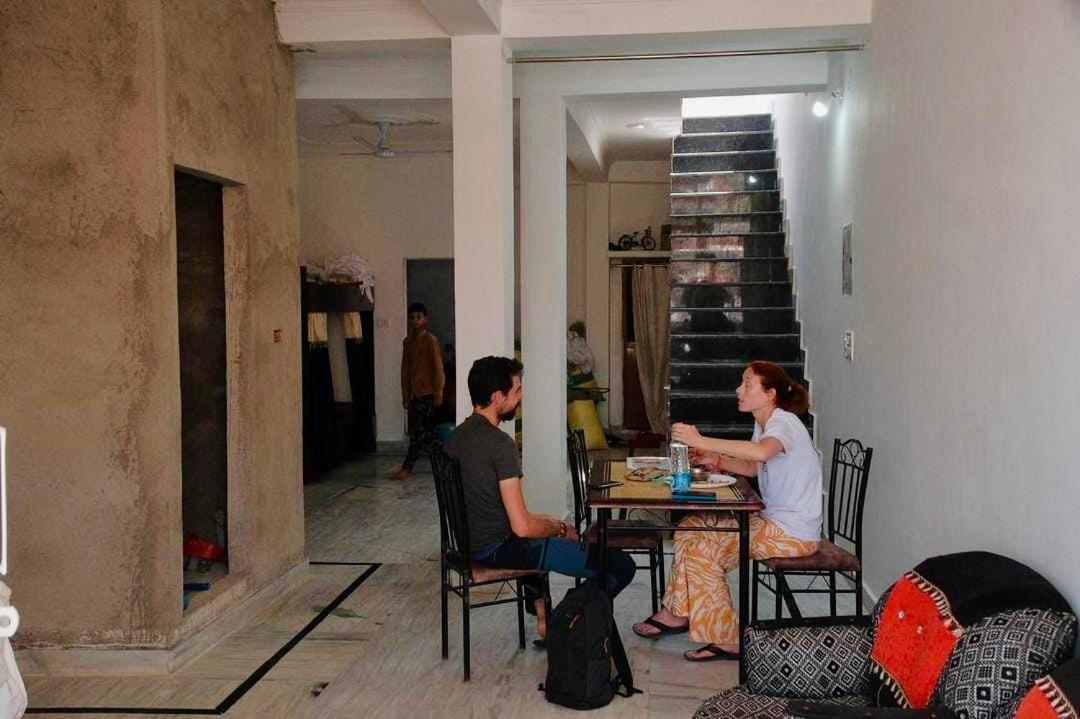 Backpackers Karma Home Stay Khajurāho Екстериор снимка