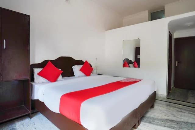 Backpackers Karma Home Stay Khajurāho Екстериор снимка